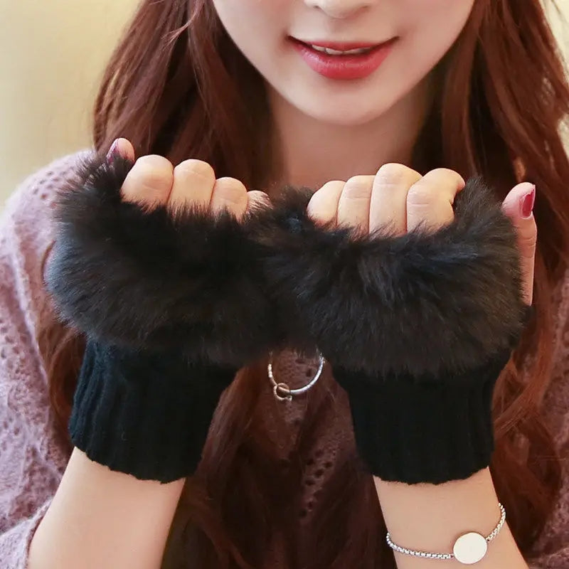 Ladies Fingerless shaggy Faux Fur mittens