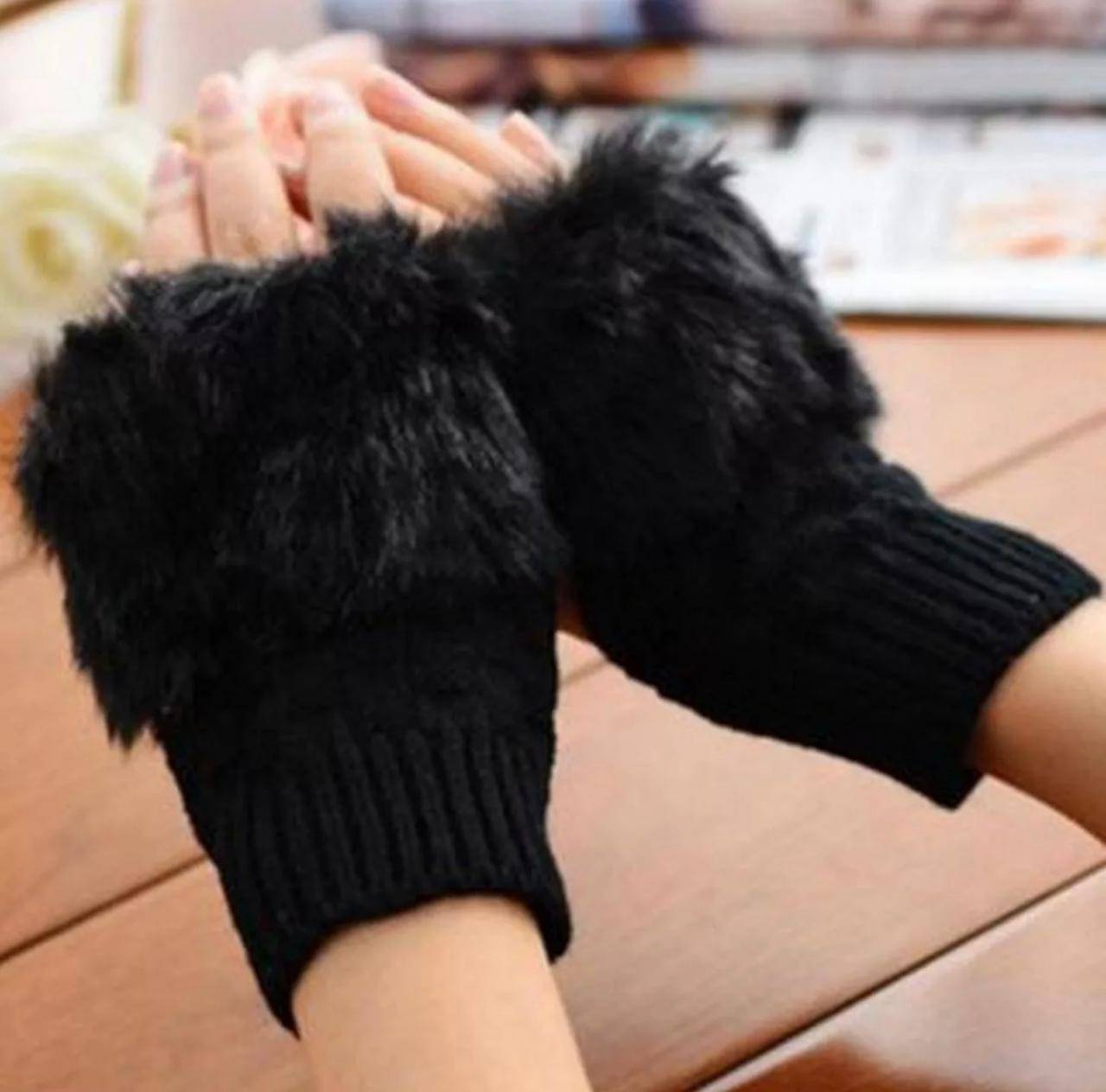 Ladies Fingerless shaggy Faux Fur mittens