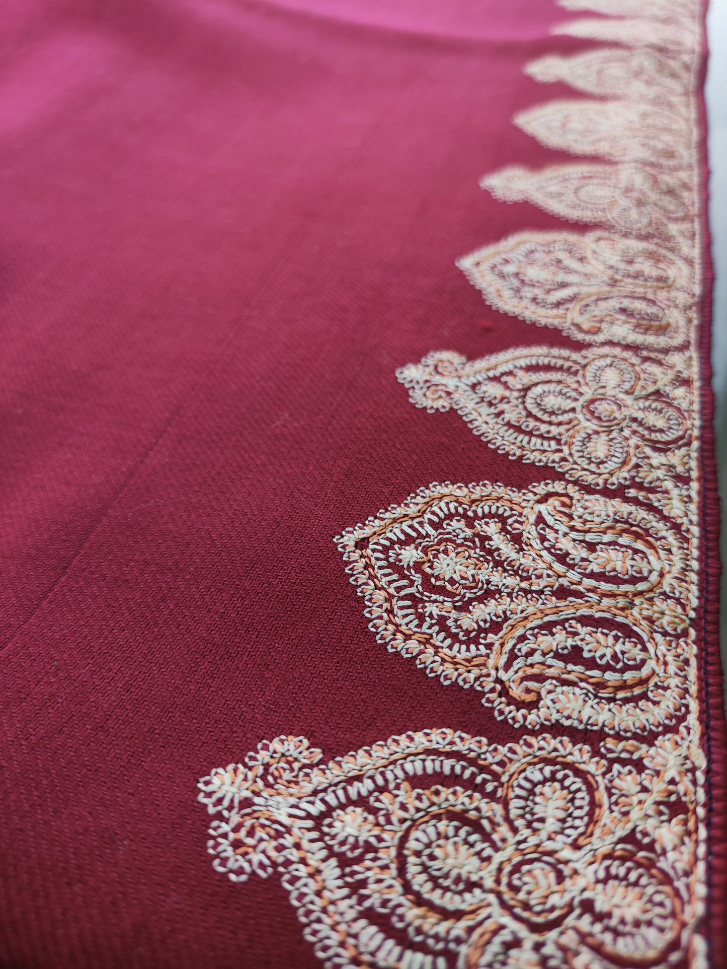 Embroidered kashmiri Kanni Pashmina Shawl - LS 10 Maroon