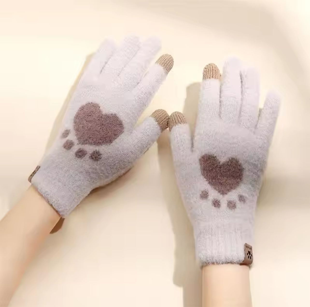 LADIES TOUCH SCREEN HEART PLUSH GLOVES